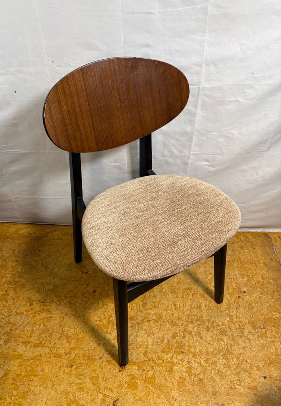 Salles à manger complètes vintage en teck du milieu du siècle | Table extensible & 4 chaises | Années 60 (photo 9 of 14)