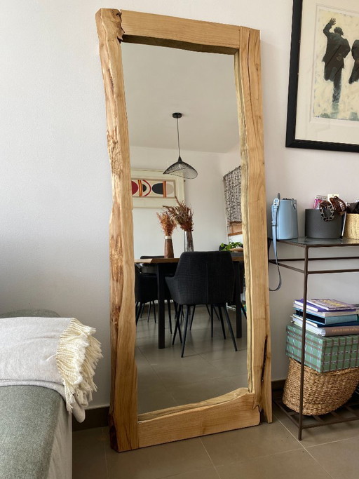 Handcrafted mirror made of solid chestnut wood