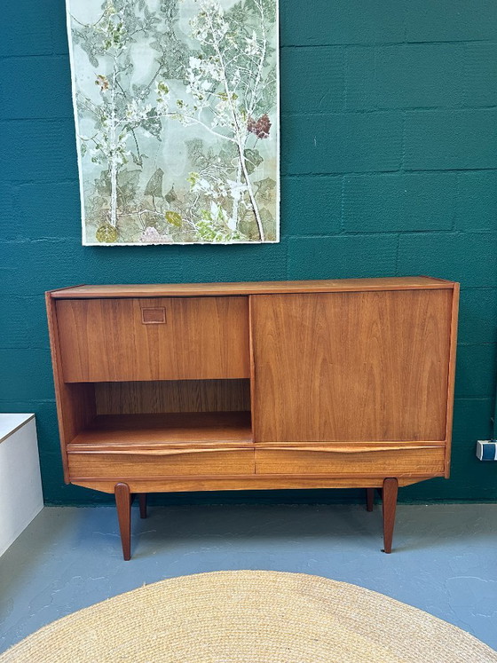 Buffet haut en teck Mid-Century / Buffet bas compact – Vintage années 60 – Wood (photo 2 of 14)