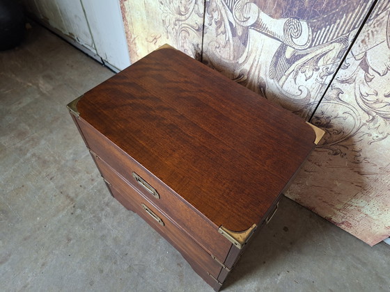 Image 1 of Cómoda militar clásica, armario boticario. mesilla de noche dim. 51x34cm y 49cm alto