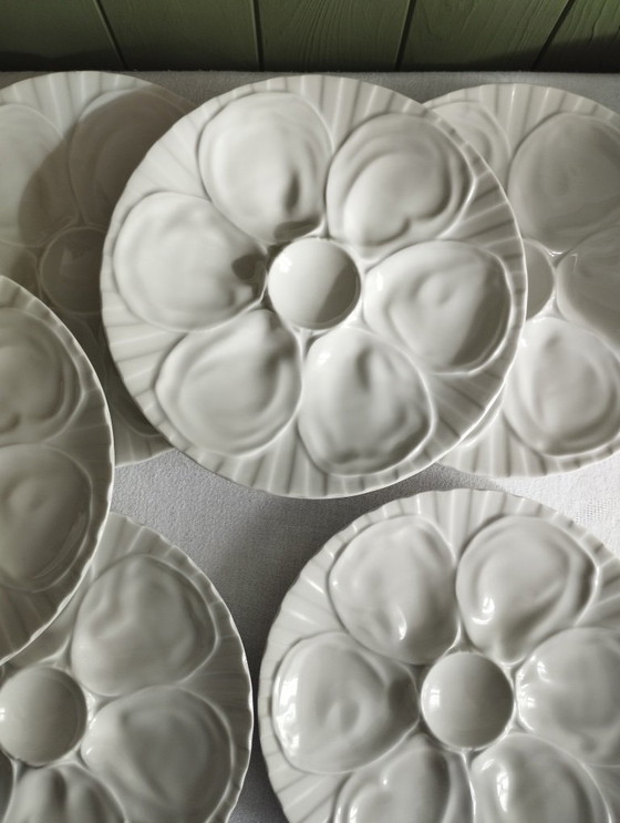 Image 1 of Lot de 6 assiettes à huitres en porcelaine de Pillivuyt