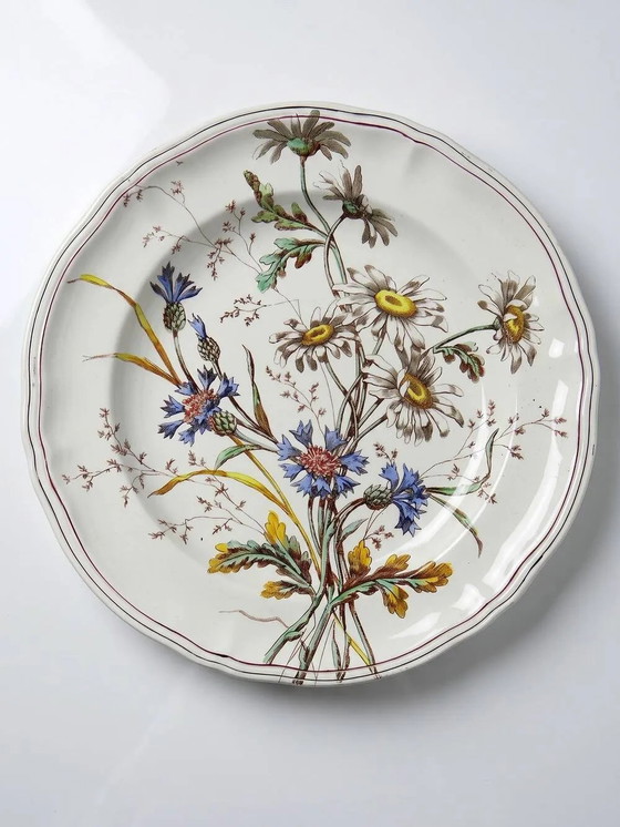 Antike Longchamp Flachschale mit polychromen Gänseblümchen aus Eisenstein. – Geschirr, Porzellan (photo 13 of 13)
