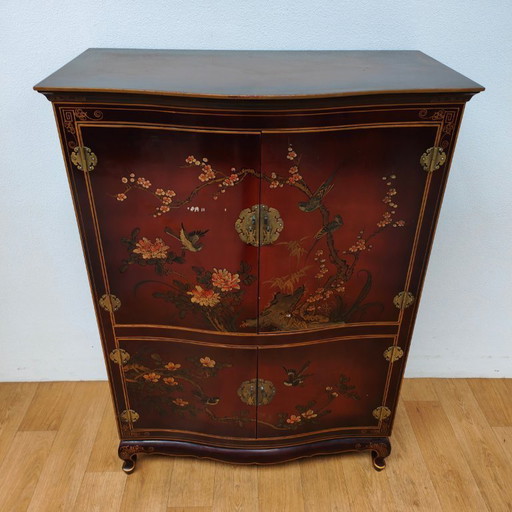 Vintage Chinese bridal cabinet sideboard Chinoiserie cabinet