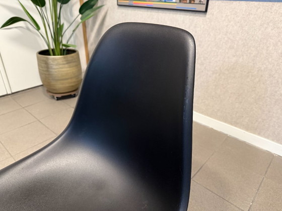 Vitra | Eames | DSR | Black | 6 pieces – Dining chairs, Plastic, Chrome (photo 7 of 10)
