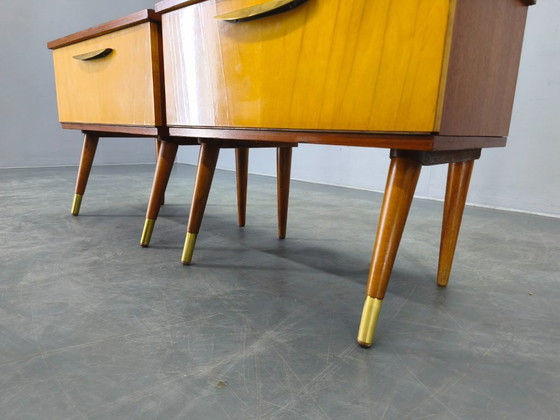 Image 1 of Coppia di comodini cechi di metà secolo con piano in vetro, anni '60