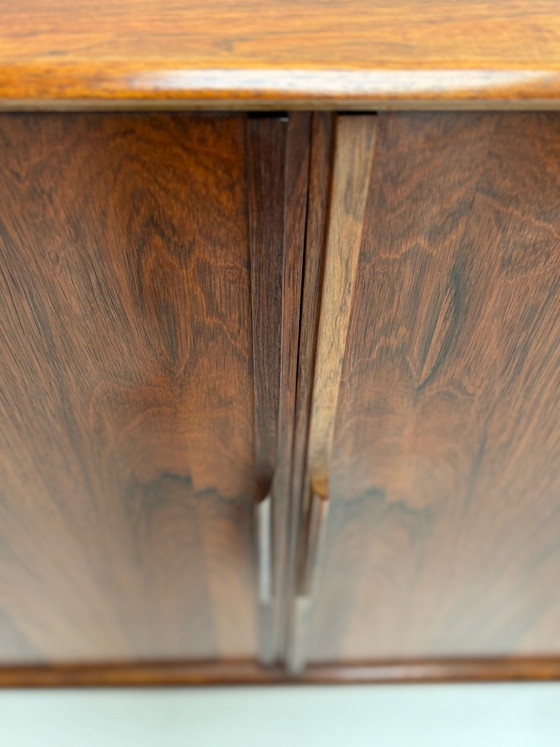 Credenza vintage in palissandro, design danese, Credenze, Tessile, Legno, Marrone (foto 11 di 14)