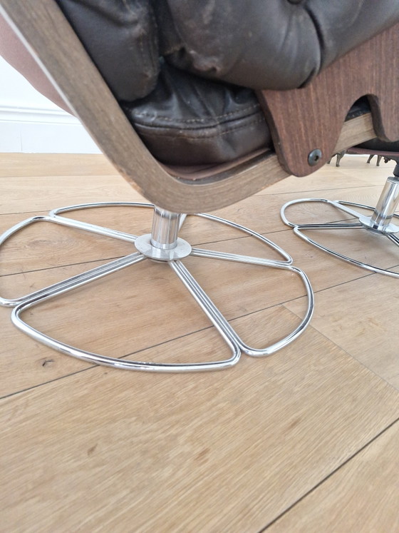 Image 1 of Originele Falcon Chair & Ottoman – Sigurd Ressell (Zeldzame Chromen Spakenvoet)