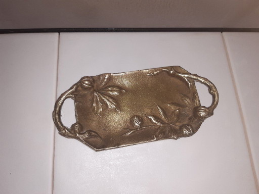 Small Art Nouveau Bronze Tray – decoratieve objecten