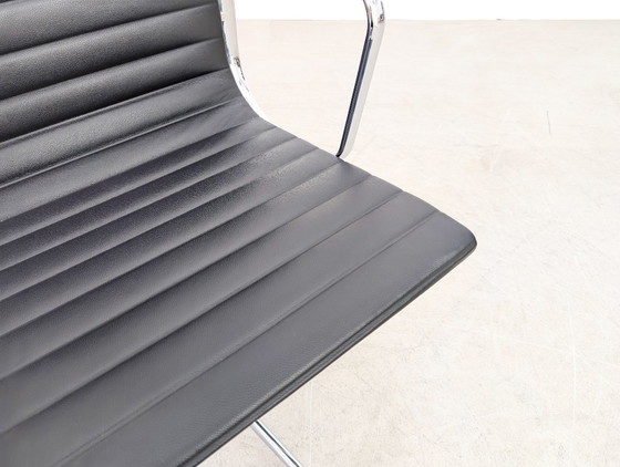 Image 1 of Original Vitra Charles & Ray Eames chair EA 108, black leather