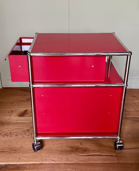 Image 1 of USM Haller 2-drawer cabinet on casters