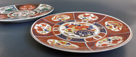 Image 1 of Vintage Hand-Painted Imari Wall Plates with Floral & Bird Motifs - Set of 2