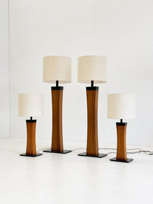 Italian Mid Century teak table lamp – tafellampen, Wood, Metal (photo 2 of 16)