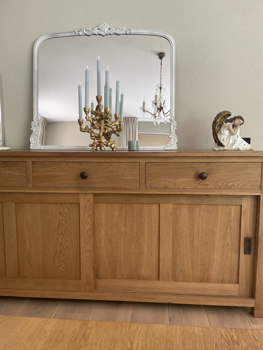 Superb dresser