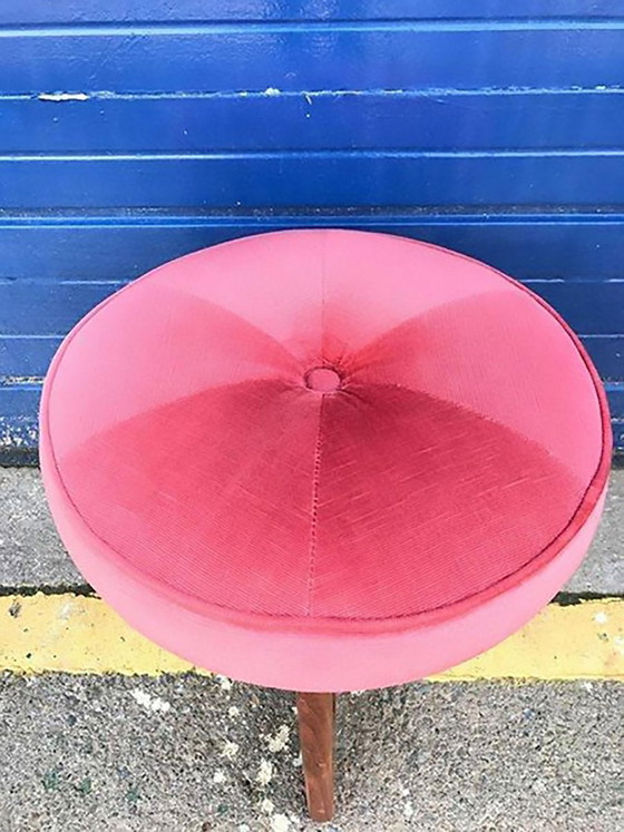 Mid-Century Danish Teak Ottoman by Kofod Larsen for G Plan, 1960s, G-Plan, Footstools & poufs, Pink (photo 2 of 3)
