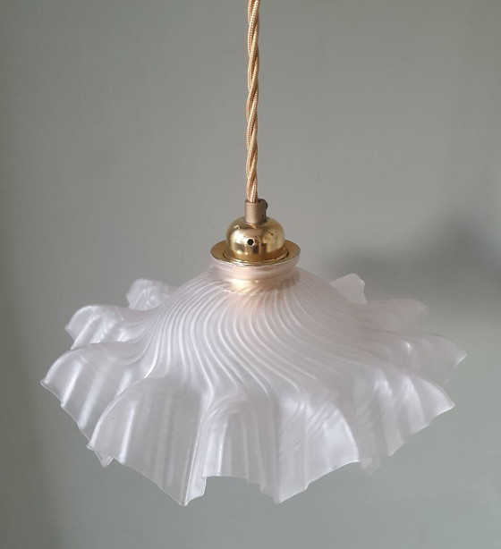 Image 1 of Lampada a sospensione francese vintage in vetro satinato in stile Clichy.