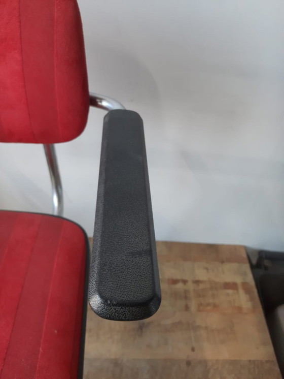 Image 1 of 1x Gispen 1235 stoel, rood gestoffeerd