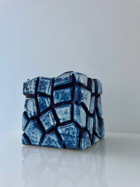 Image 1 of Square handmade flower pot with crackle design