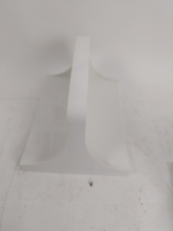 Image 1 of 2 mensole da parete in plastica bianca degli anni '70 provenienti dall'ex Cecoslovacchia