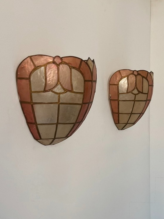 Coppia di applique da parete vintage, in madreperla e ottone, Francia, 1970 – Brass (photo 5 of 6)
