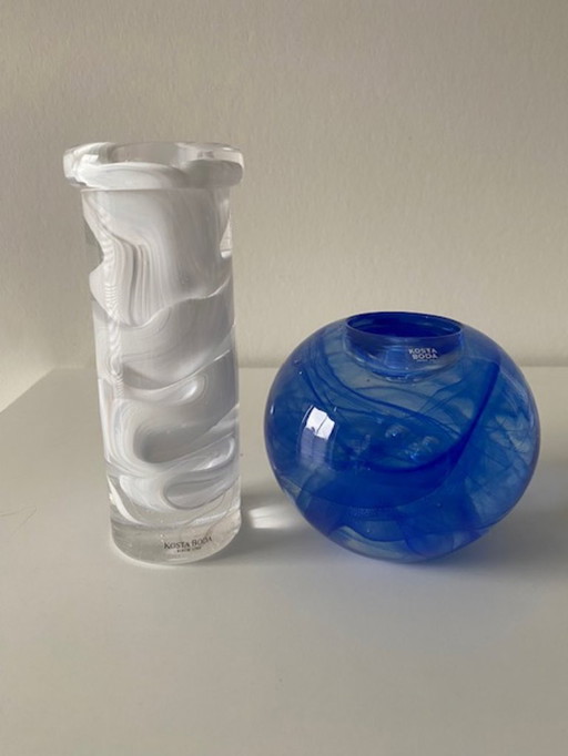 Anna Ehrner Kosta Boda 2 kandelaars Blue en White swirl
