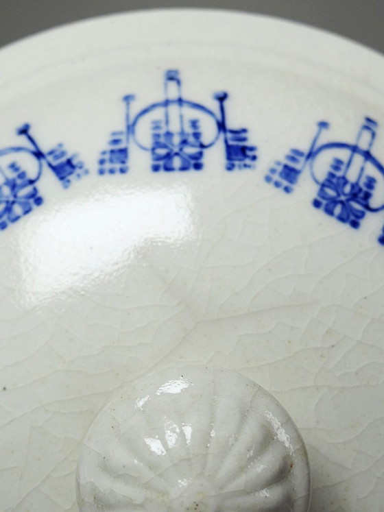 Image 1 of Antique glazed ironstone bouillon/casserole dish with blue St Uze decoration