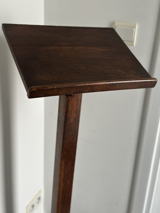 Image 1 of Leggio in rovere antico e ghisa – Leggio architettonico senza tempo