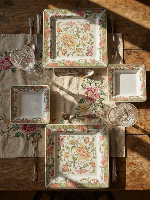Juego de 4 platos/vajillas Tiffany Boutique, cerámica italiana vintage.