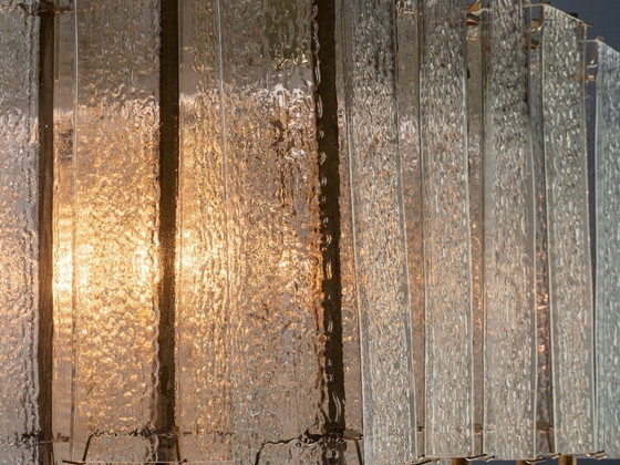 Image 1 of Kroonluchter van messing en gestructureerd ijsglas, jaren 50, Oostenrijk