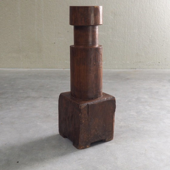 Pedestal escultural de madera maciza – Objetos decorativos, Wood (photo 7 of 16)