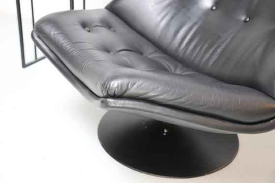 Image 1 of Artifort F510