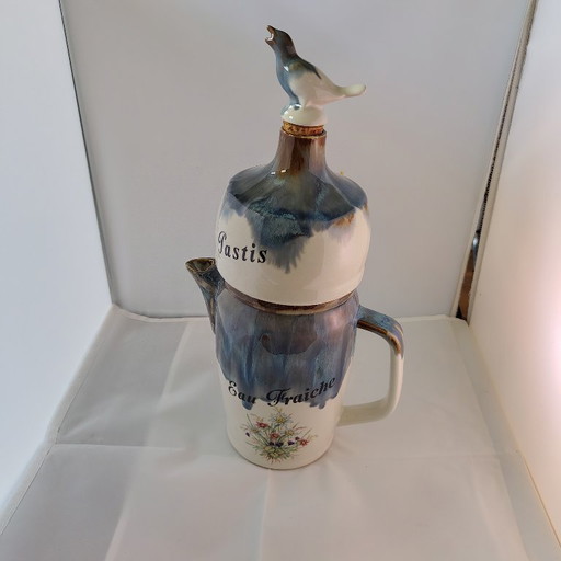Pastis carafe set with bird. The Pastis can be poured through the beak.