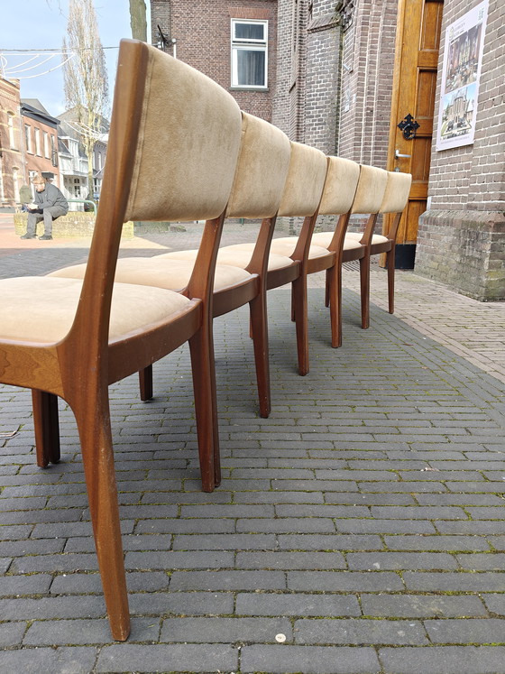 Image 1 of Set vintage eetkamerstoelen zes stuks