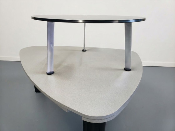 Tavolino da caffè Decision, design Pelikan per Fritz Hansen – Tavolini da caffè, Vetro, Metallo (photo 3 of 6)