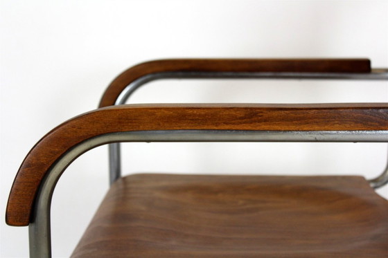 Image 1 of Gerestaureerde Bauhaus B34 cantileverstoel van multiplex en chroom, ontworpen door Marcel Breuer, begin jaren 30.