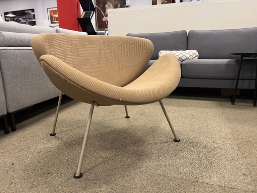 Artifort Sillón Rebanada Naranja Tela
