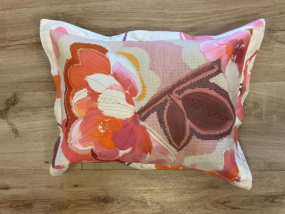 Image 1 of Cojín hecho a mano 35x45 cm