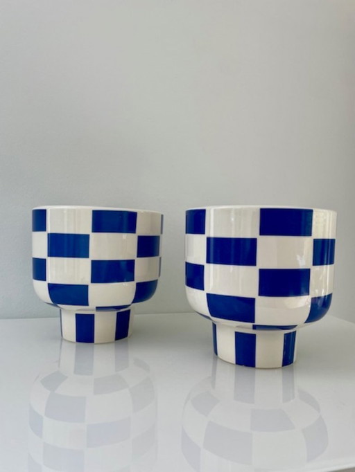 2er-Set moderne Töpfe mit blau-weißem Karomuster