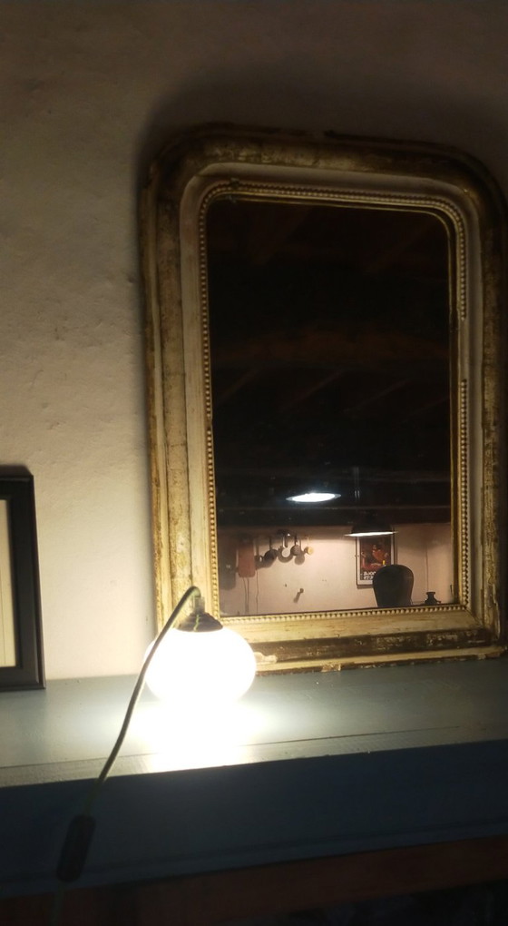 Lámpara de mesa de opalina blanca, Le siècle des Lmumières, Lámparas de mesa, Vidrio, Metal, Dorado (foto 5 de 8)