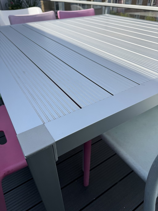 Driade Thali, aluminum garden table