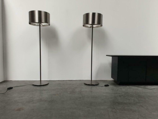 2 grands lampadaires design en acier inoxydable avec variateur