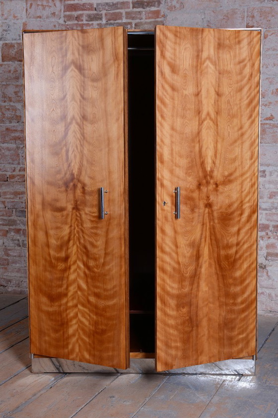 Gerestaureerde Bauhaus-kledingkast, door H.J.Hagemann, Mücke-Melder, Tsjechië, jaren dertig – Kledingkasten (photo 13 of 15)