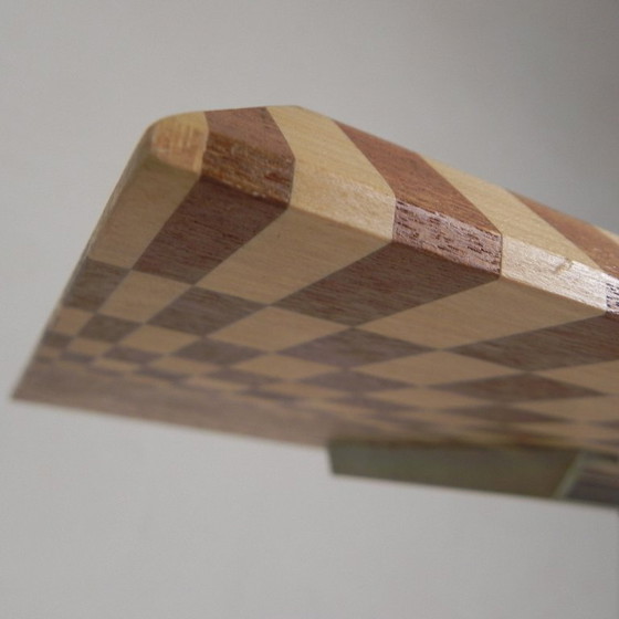 Image 1 of Salontafel opgebouwd uit honderden blokjes hout in een psychedelisch patroon, jaren 90