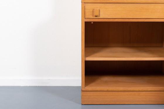 Image 1 of Vintage Zweedse tweedelige eikenhouten barkast uit de jaren 70