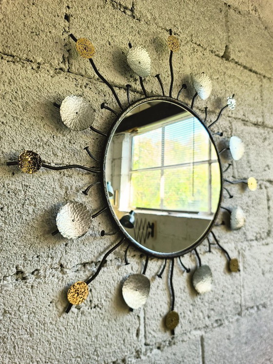 Image 1 of Handgemaakte zonnespiegel - uniek stuk ijzer messing aluminium