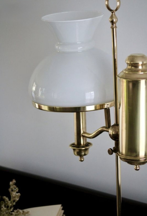 Image 1 of Lampada inglese in ottone e opalino