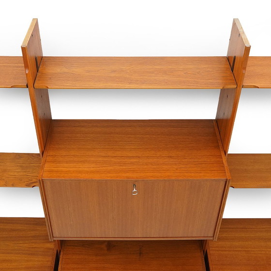 Image 1 of Librería con montantes de madera de AV Arredamenti Contemporanei, años 60