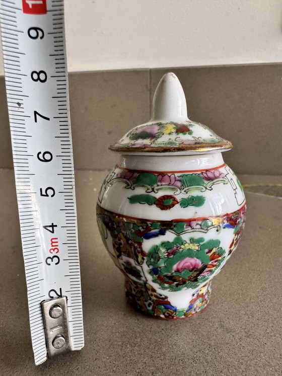 Chinese Ginger Jar – Vases, Porcelain (photo 3 of 6)