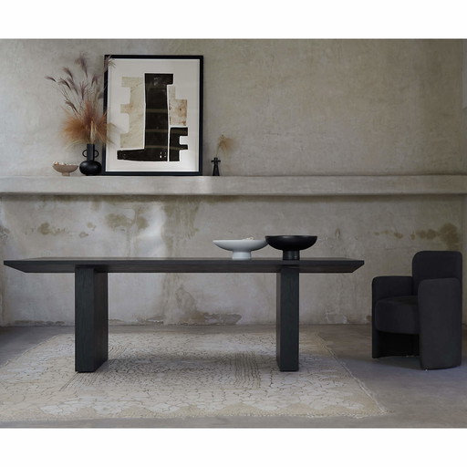 Van Houtskool Bruine Eettafel Crate and Barrel