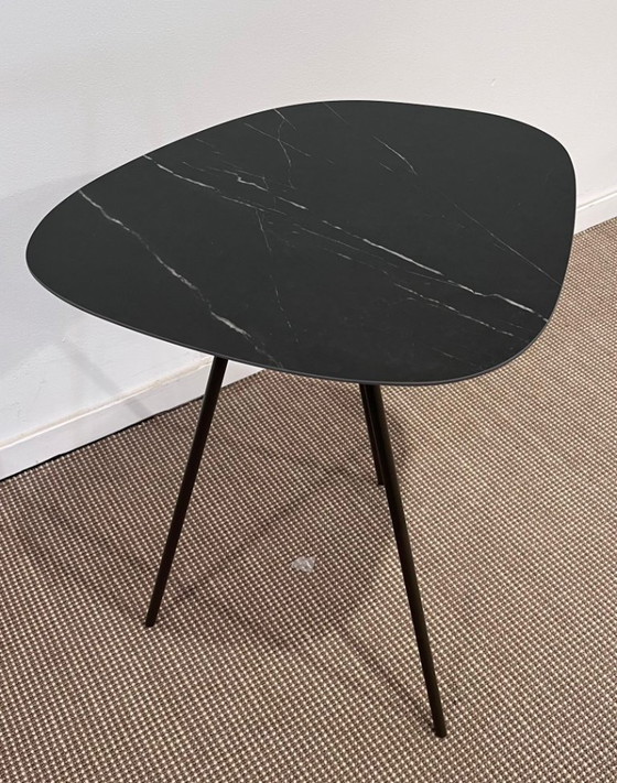 Image 1 of Table d'appoint Leolux Liliom