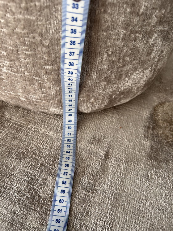 Image 1 of Handgefertigter neuer Pouf - Couchtisch